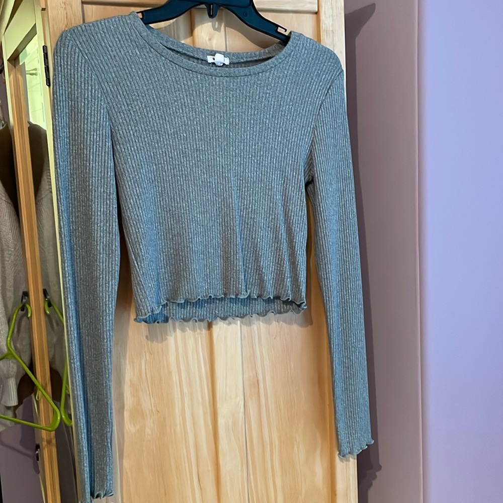 Gray Long Sleeve Top